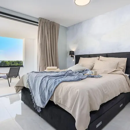 Neue Moderne Mit Pool In Der Naehe Von Dem By Interhome 度假居 克尔克