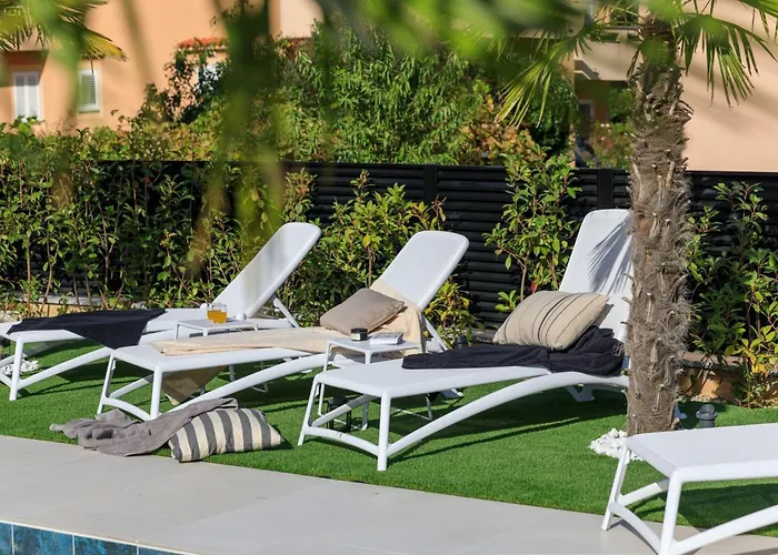Neue Moderne Mit Pool In Der Naehe Von Dem By Interhome Casa de Férias Krk Town