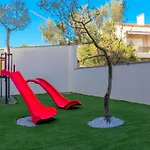 Neue Moderne Mit Pool In Der Naehe Von Dem By Interhome * クルク