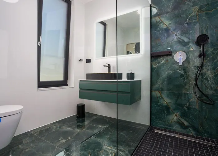 Neue Moderne Mit Pool In Der Naehe Von Dem By Interhome Case de vacanță