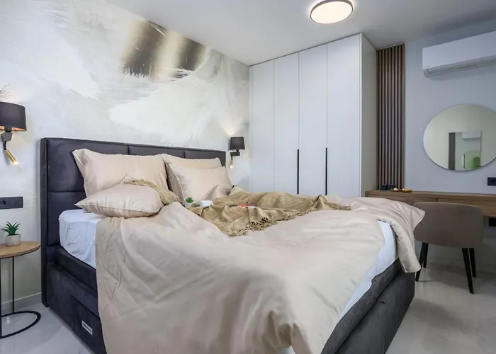 Dom wakacyjny Neue Moderne Mit Pool In Der Naehe Von Dem By Interhome Krk Town