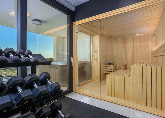 Neue Moderne Mit Pool In Der Naehe Von Dem By Interhome Krk Town