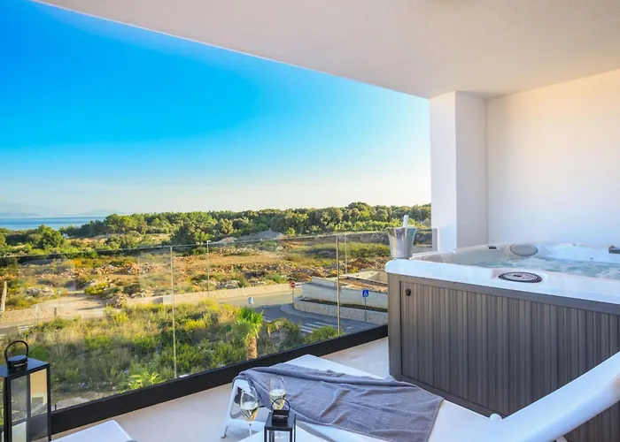 Dom wakacyjny Neue Moderne Mit Pool In Der Naehe Von Dem By Interhome *