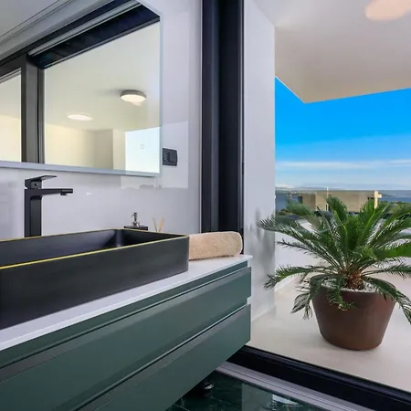 Tatil Evi Neue Moderne Mit Pool In Der Naehe Von Dem By Interhome