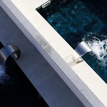Neue Moderne Mit Pool In Der Naehe Von Dem By Interhome Tatil Evi Krk Town